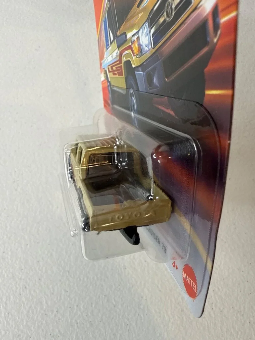 2025 Matchbox '17 Toyota Land Cruiser 78 Beige Red 108/125 Off Road 4x4 NOC